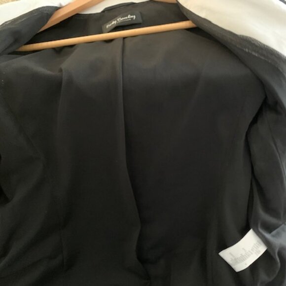 Betty Barclay FRANCE 2-button summer-weight cotton blazer, size 12 - Picture 4 of 5